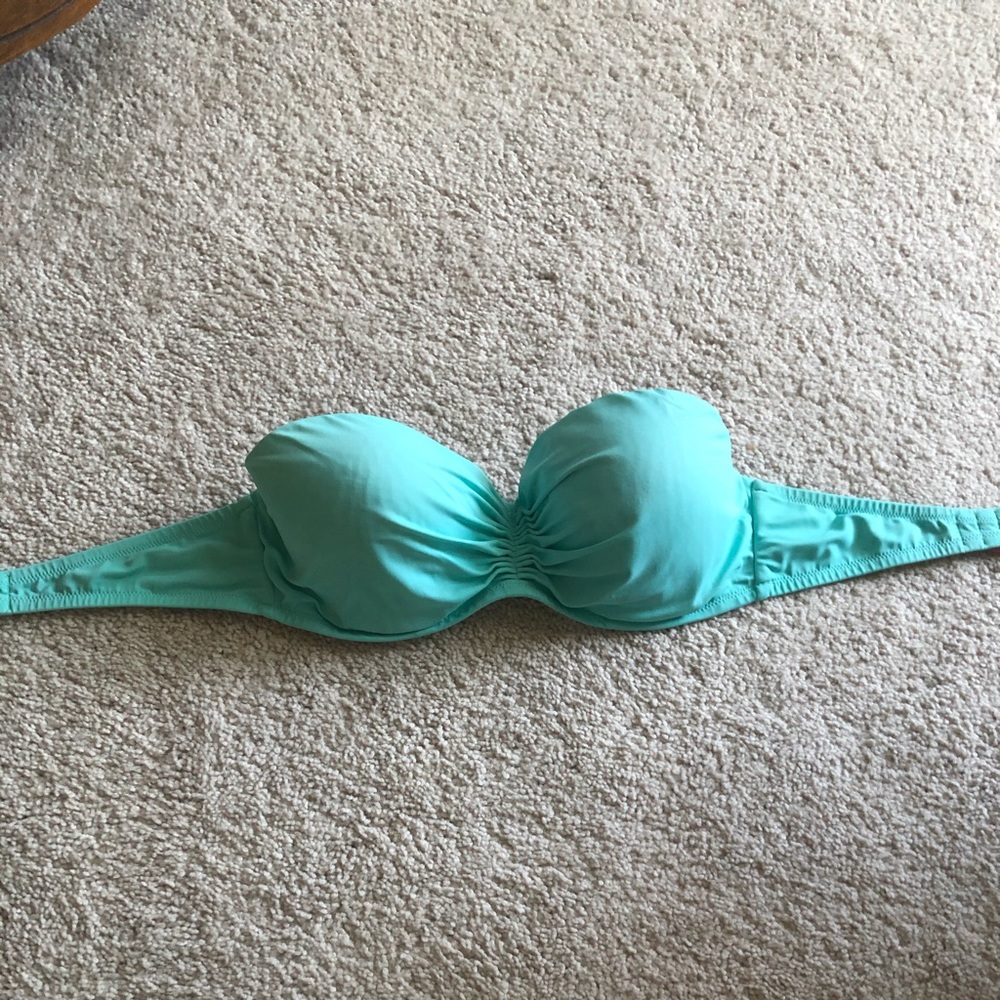 Like new Victoria Secret bikini top